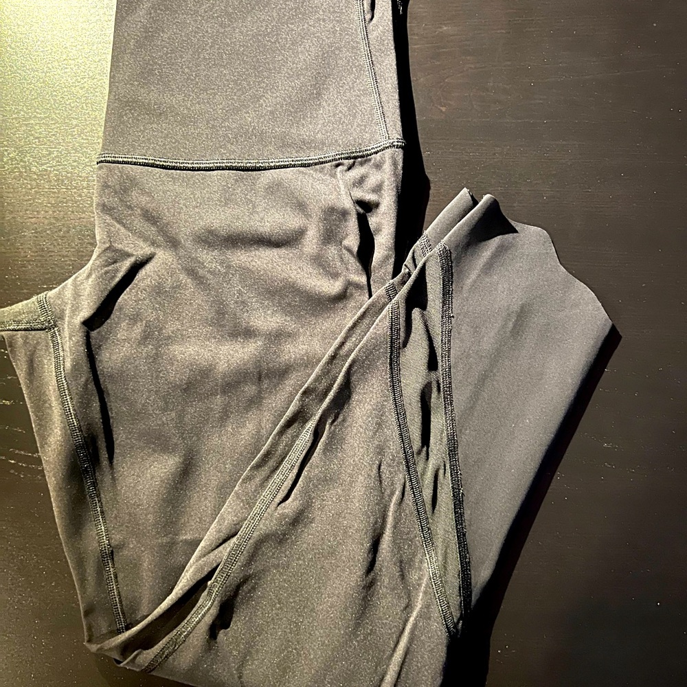 Lululemon Wunder Under Scalloped Hem High-Rise Crop 23”